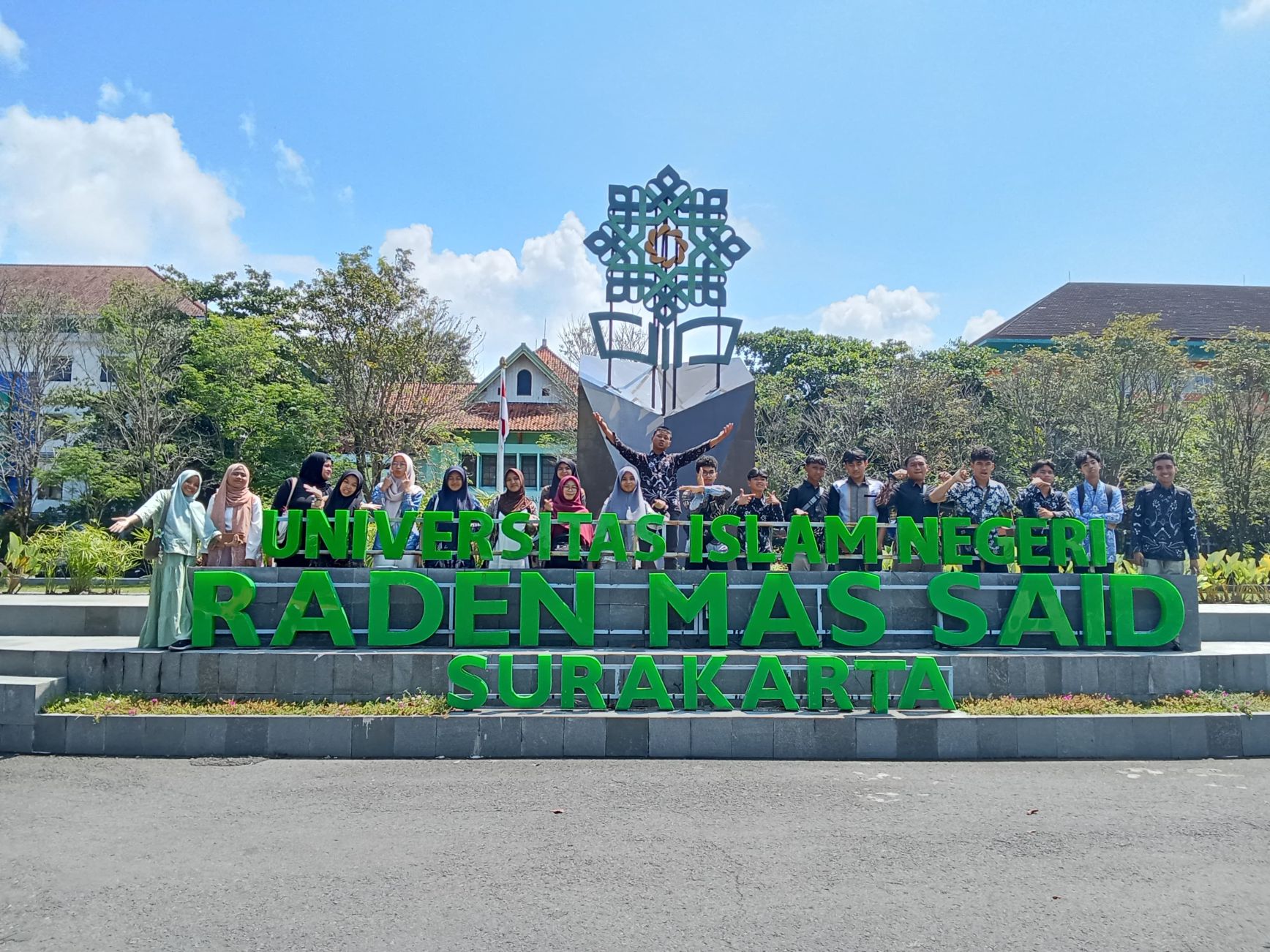 Gambar berita Pesantren Alam Sayang Ibu Lombok Barat Jalin Silaturahmi dan Campus Tour di UIN Raden Mas Said Jakarta